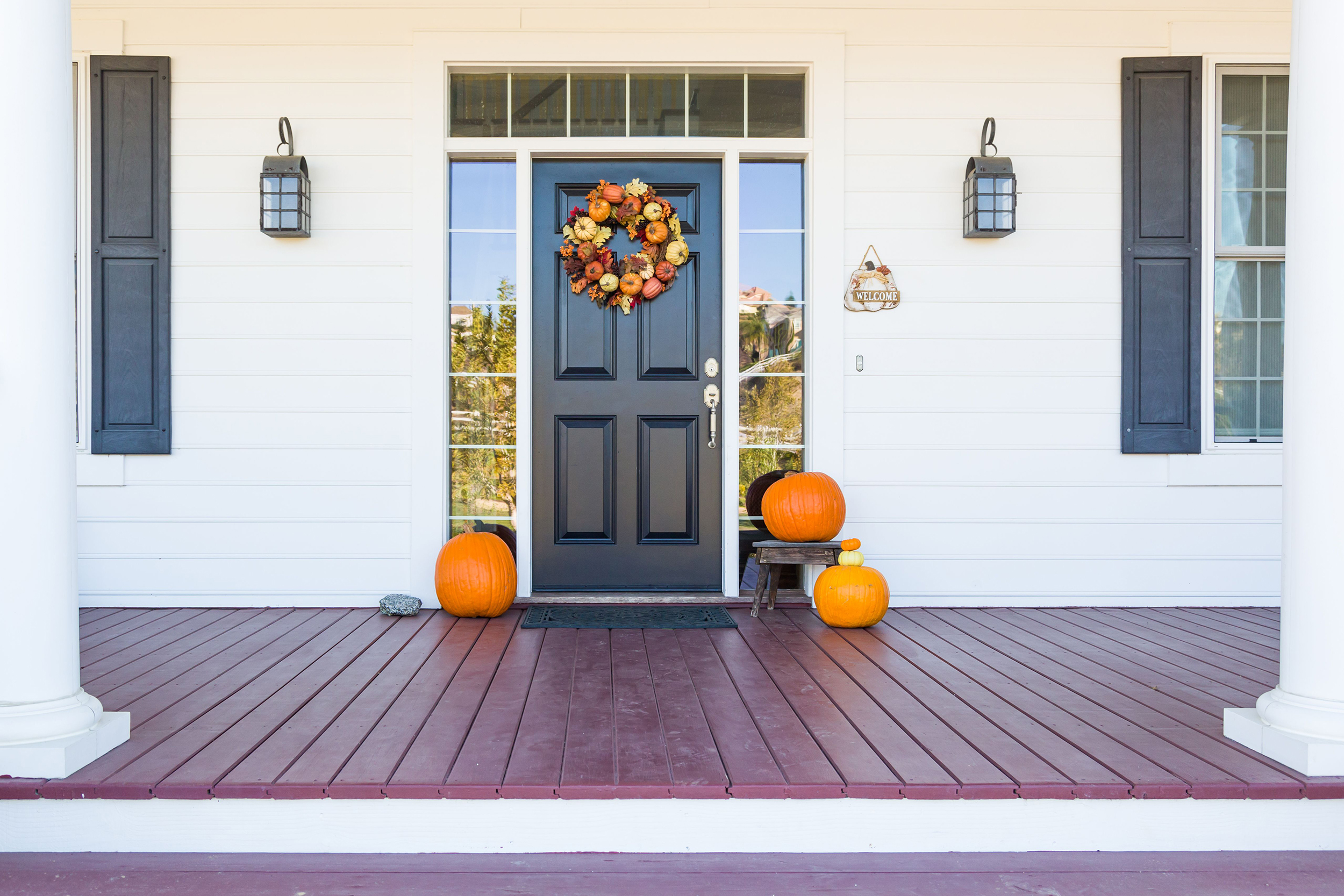 Autumn style front porch